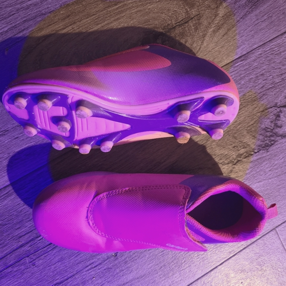 Girls Baseball Softball Cleats size 2